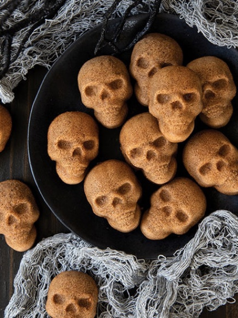 Nordic Ware Skull Biteletes Cake Pan